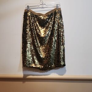 Elegant Gold Sequin Pencil Skirt